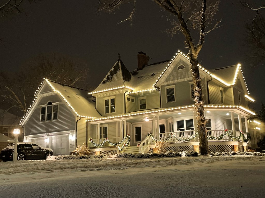 Missoula Christmas lights service Missoula Montana